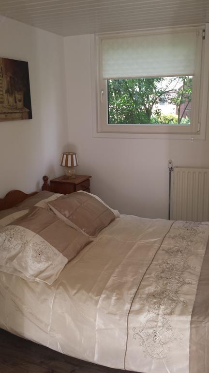 Bed And Breakfast Bij Hooisma Kampen Chambre photo